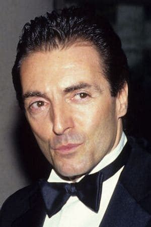 how tall is armand assante